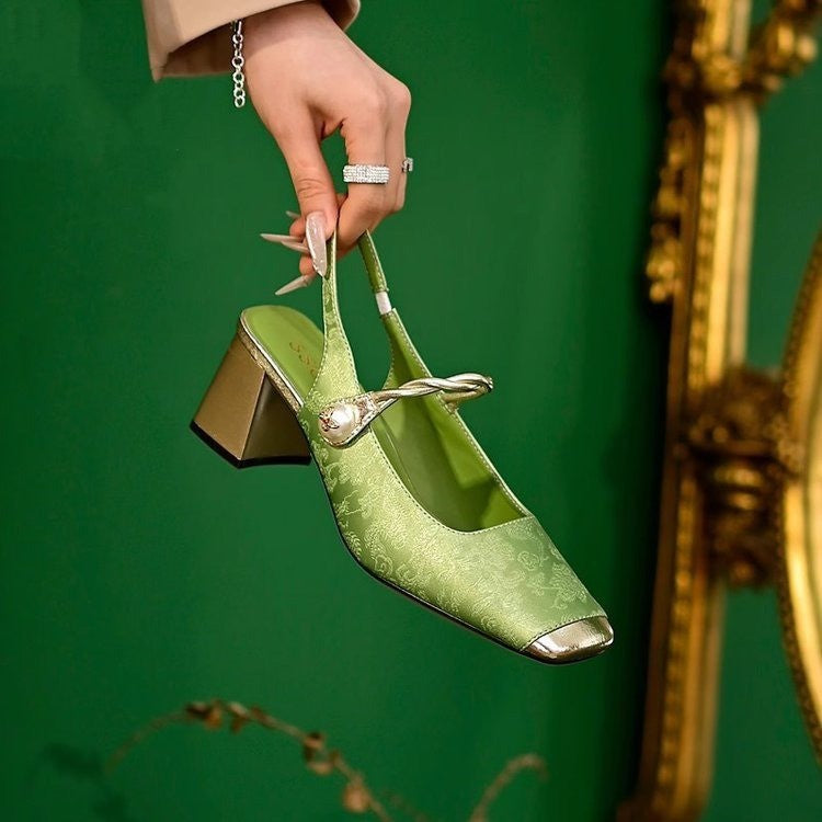 🌟【35-40】✨Nowy modny haft w kwiaty, elegancki temperament w stylu retro, damskie buty Mary Jane👡