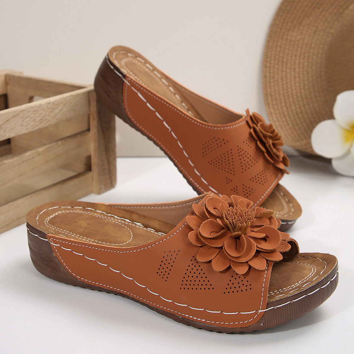 💕🔥【Specjalne oferty letnie🎉】【36-44】2025 Letnie nowe modne swobodne damskie kwiatowe kapcie